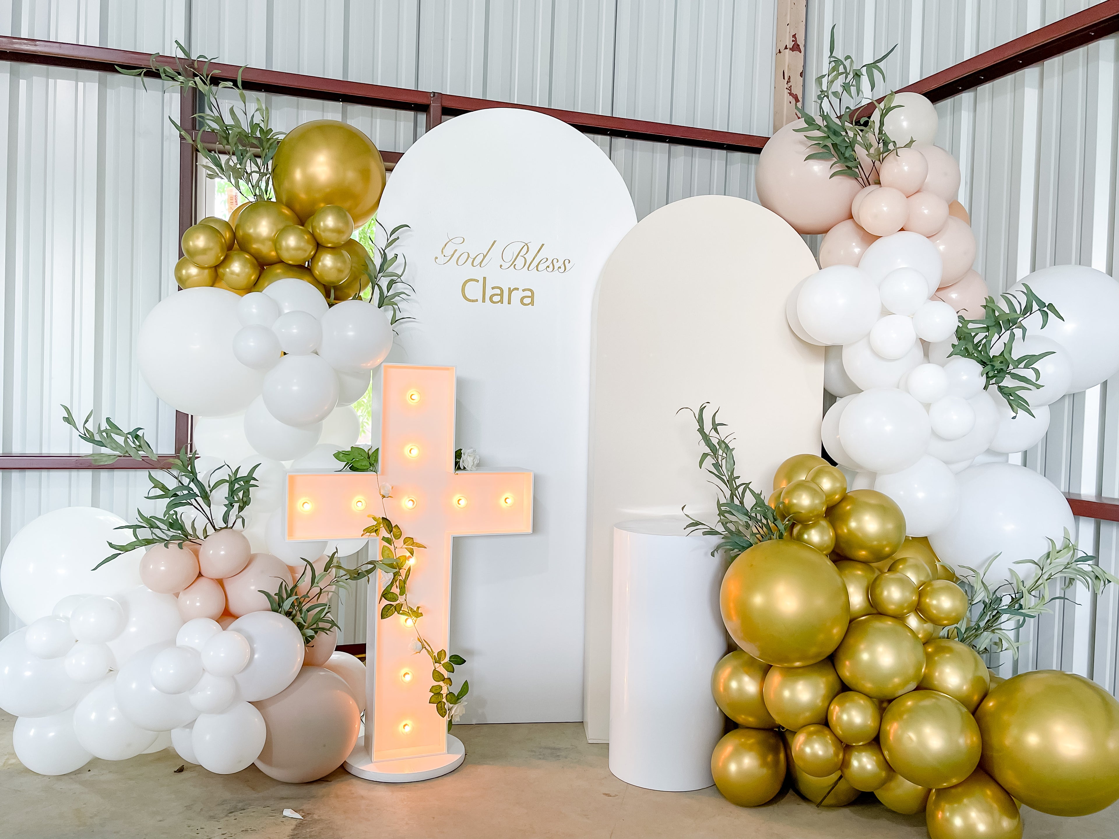 Cross Marquee 4 FT