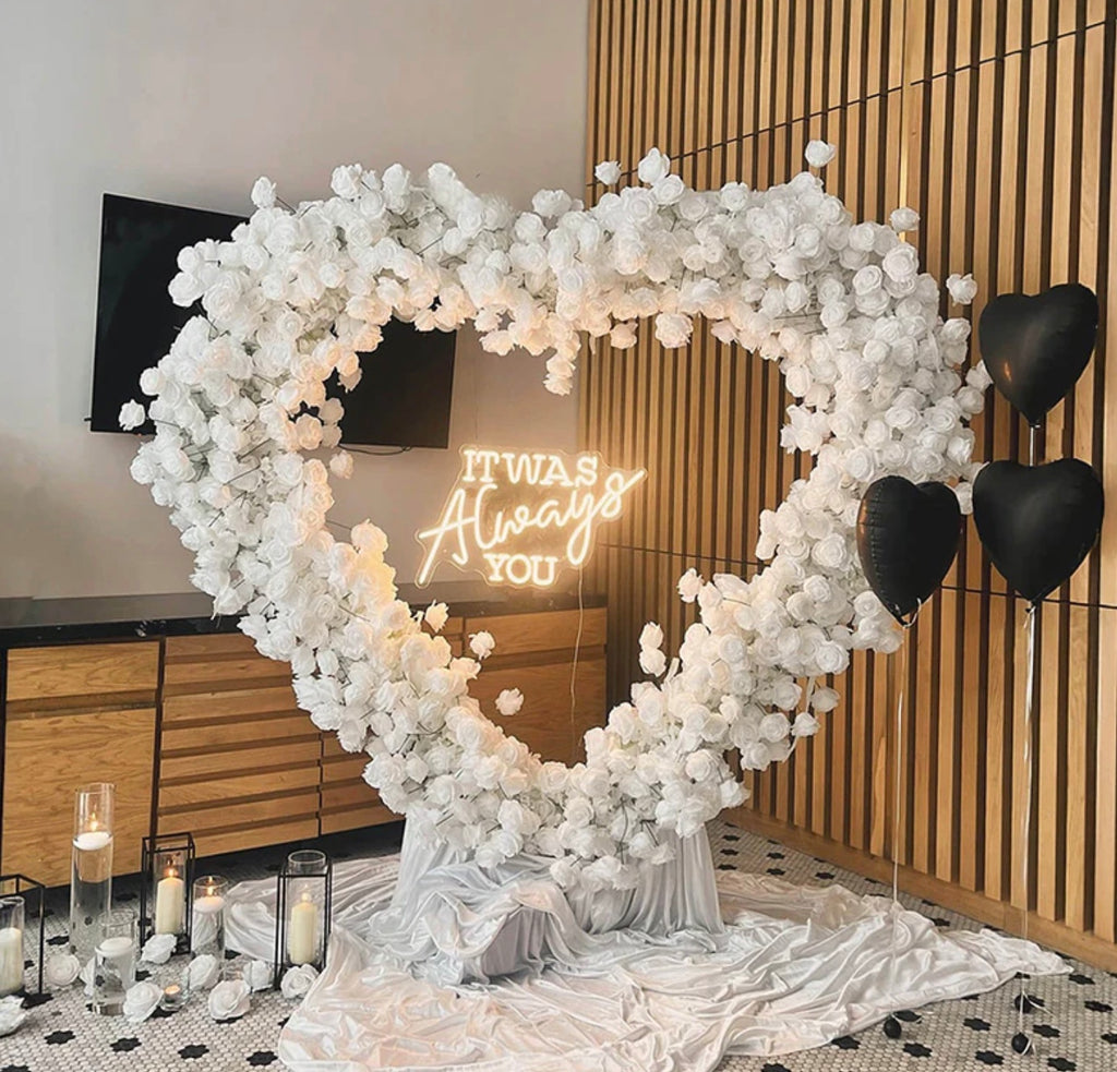 8' Heart Arch